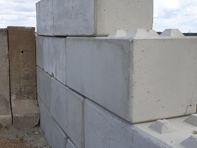 Betonbloki tzw. klocki betonowe